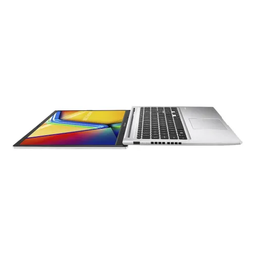 Asus Vivobook 15.6" Ryzen 7 5825U 16GB 512GB SSD SILVER
