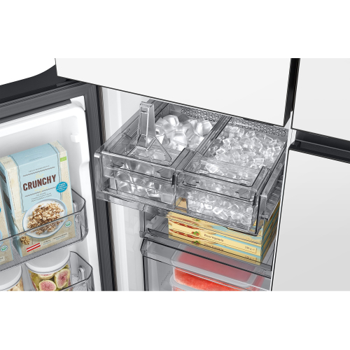 Samsung Bespoke AI RM90F67C1WWR - 185.3x91.2x73.1 669 LT NF Inverter Clean White Beveraget Center Dispenser