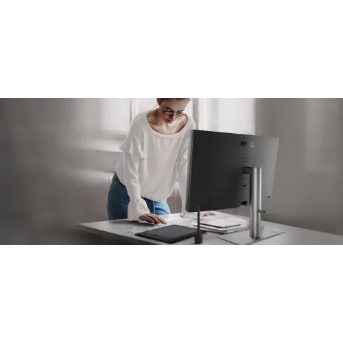 BenQ Design PD2705U 27" 4K UHD IPS 5ms HDMI DP USB/USB-C Built-in Speaker