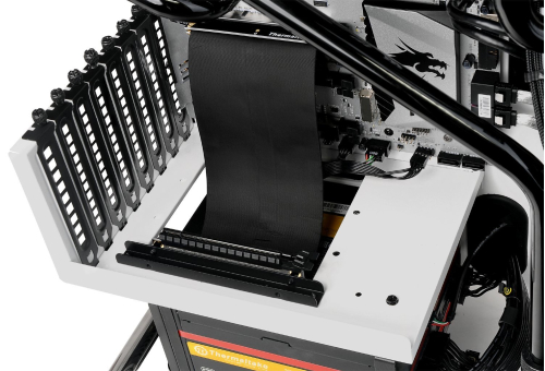 Thermaltake PCI-E x16 3.0 Black Extender Riser Cable 200mm 